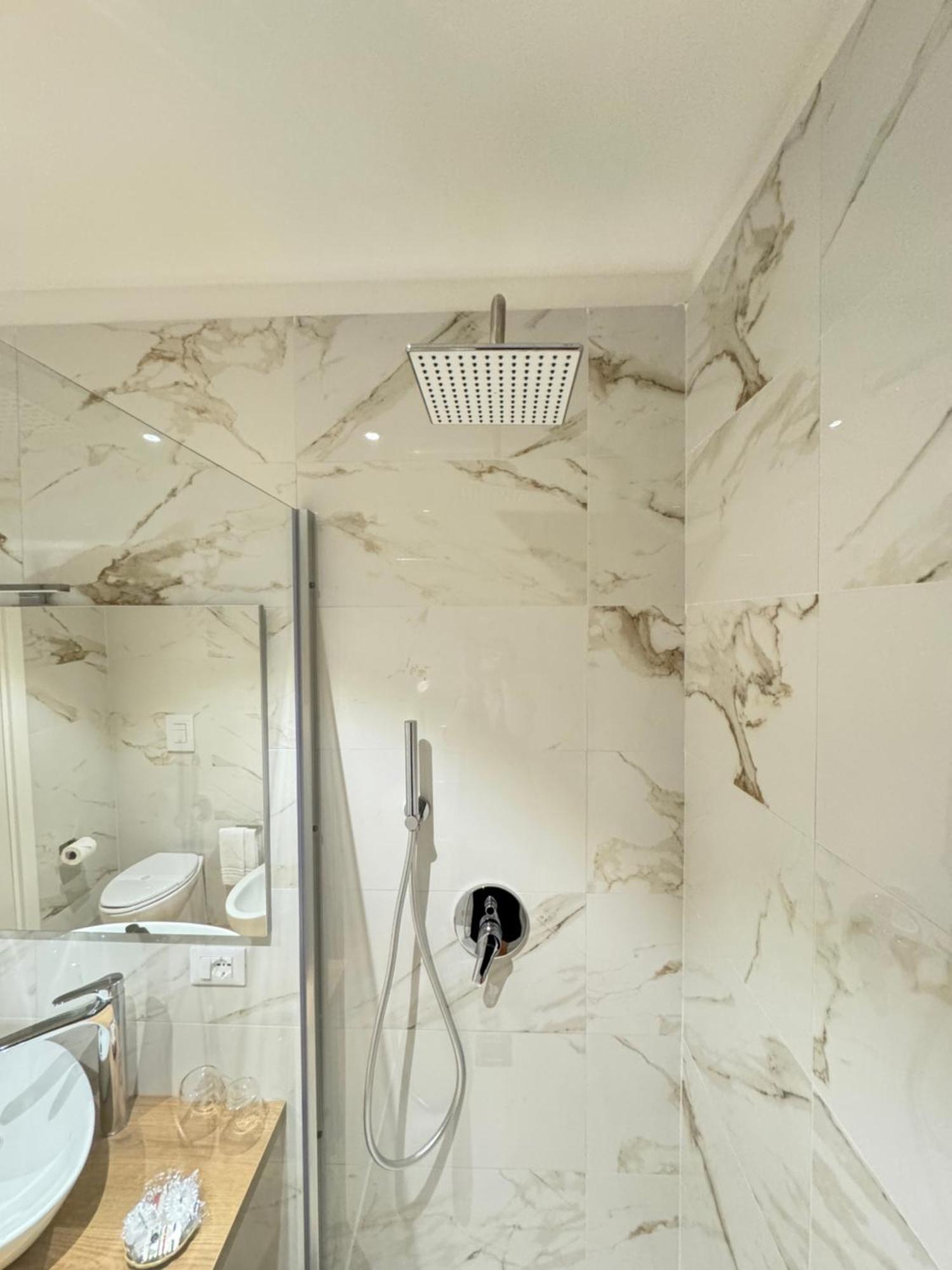 Feel Boutique Rooms Oristano Buitenkant foto