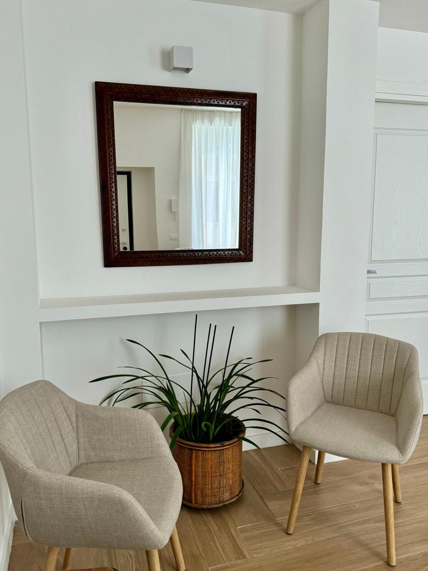 Feel Boutique Rooms Oristano Buitenkant foto