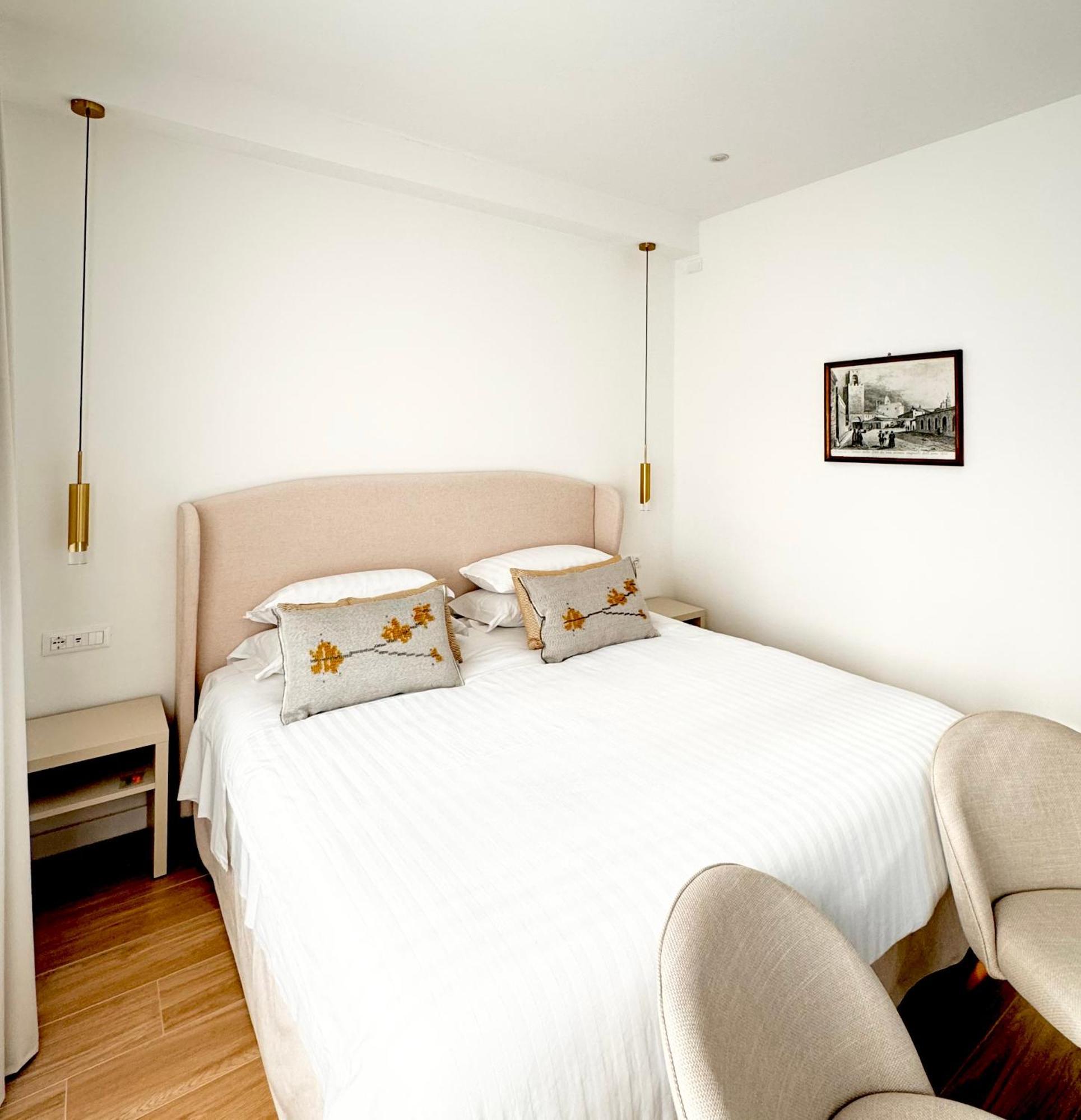 Feel Boutique Rooms Oristano Buitenkant foto
